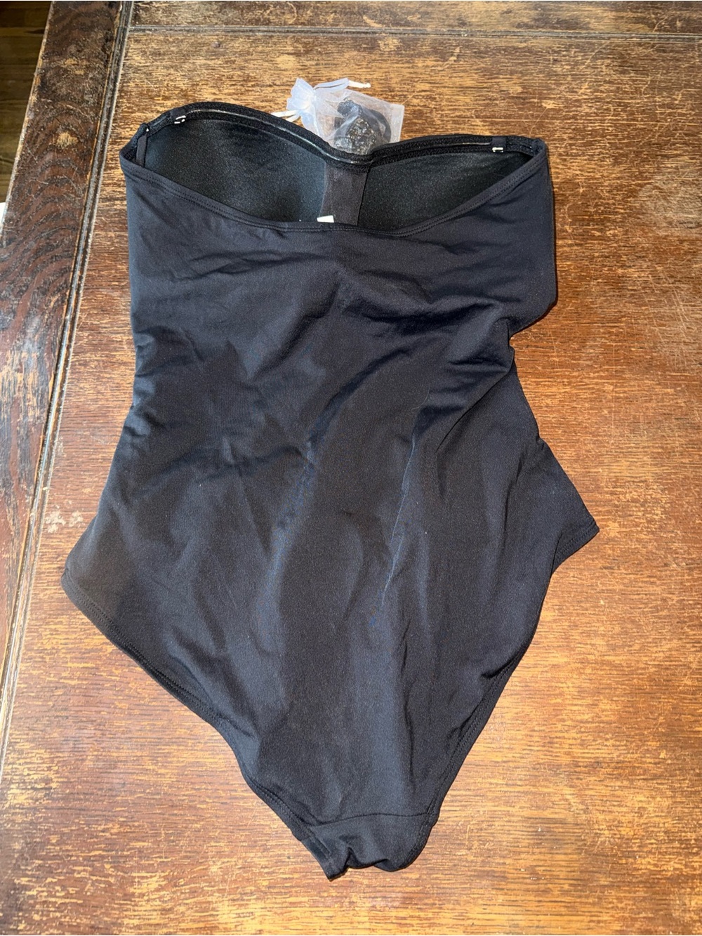 EUC Anne Cole black bandeau one piece twist front shirred swim suit size 12 - Picture 8 of 10